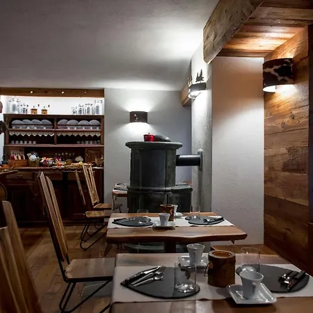 Alojamento de Acomodação e Pequeno-almoço Le Relais Du Boucher Gaby